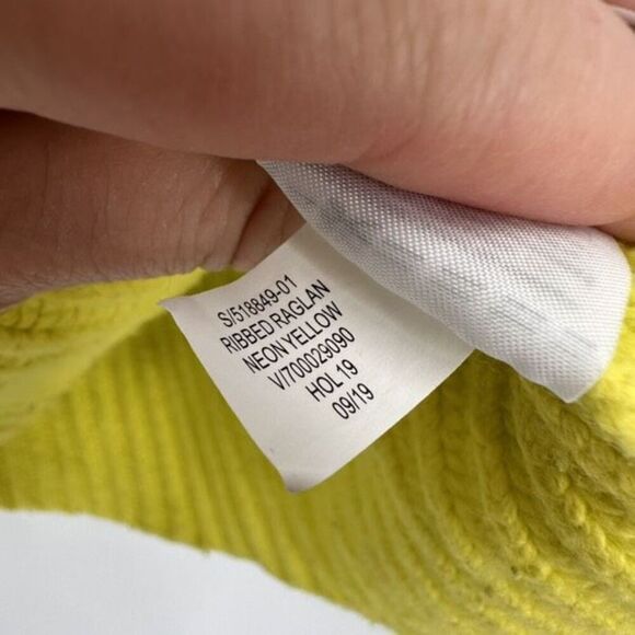 Banana Republic Women's Thick Chunky High Crew Neck Sweater Neon Yellow Medium - Picture 6 of 10